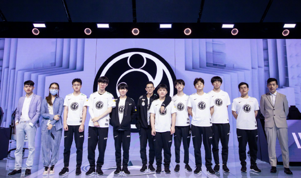 梅努多次展 梅努多次展