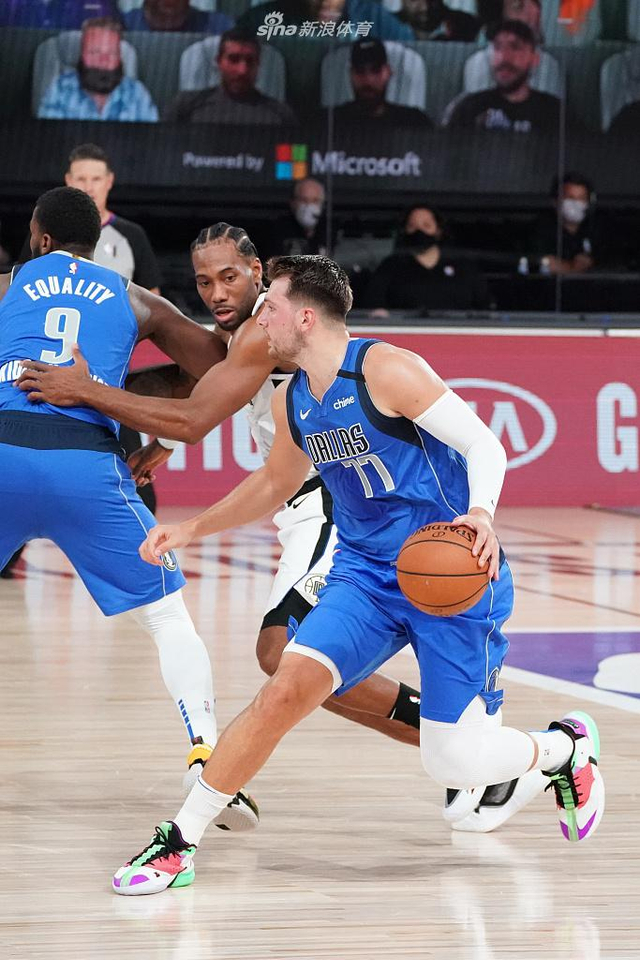 他接到帕普 他接到帕普